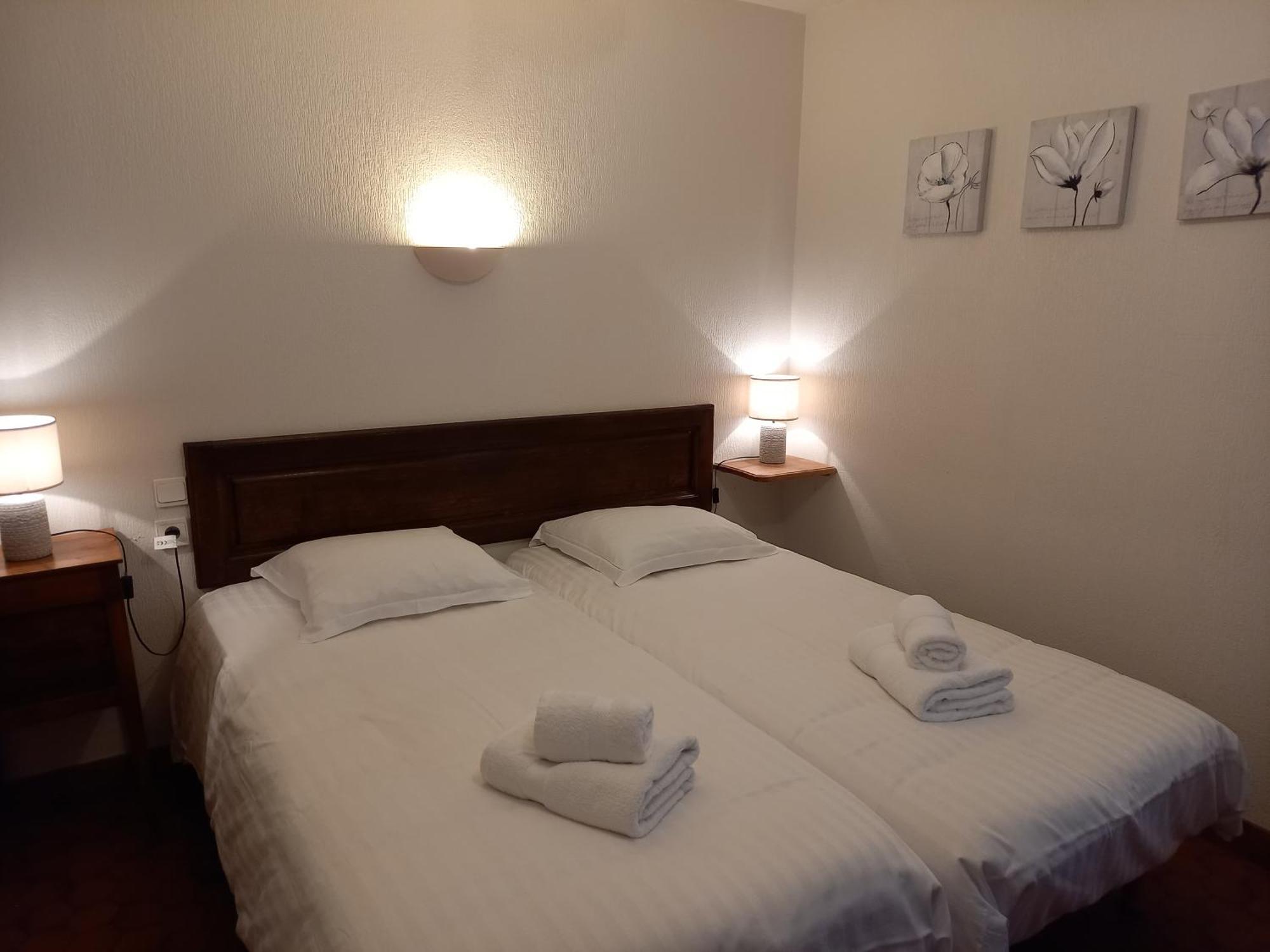 Hotel De La Halle Ноле Экстерьер фото