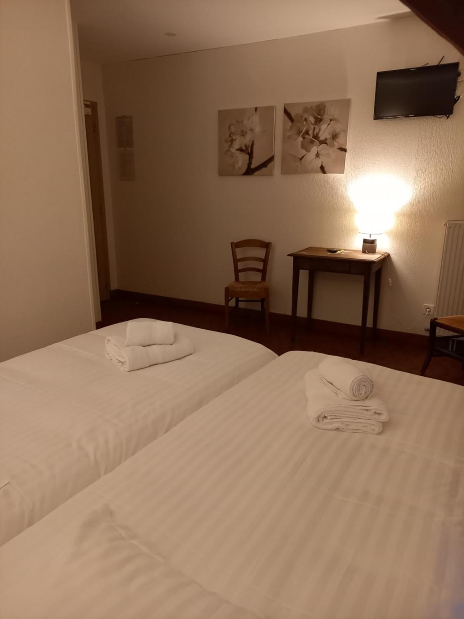 Hotel De La Halle Ноле Экстерьер фото